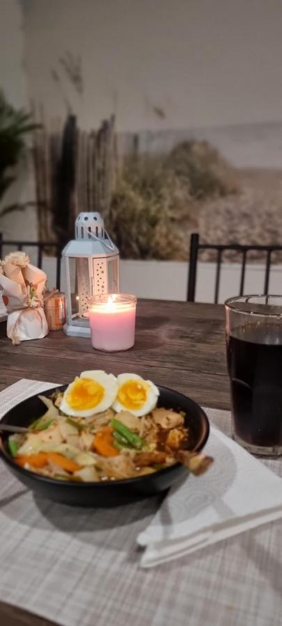 Homey Stay And Cafe By Hematoa Bangkok Esterno foto