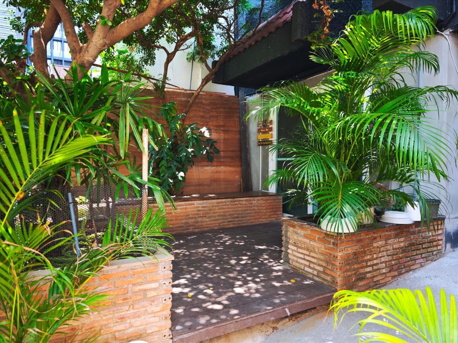 Homey Stay And Cafe By Hematoa Bangkok Esterno foto